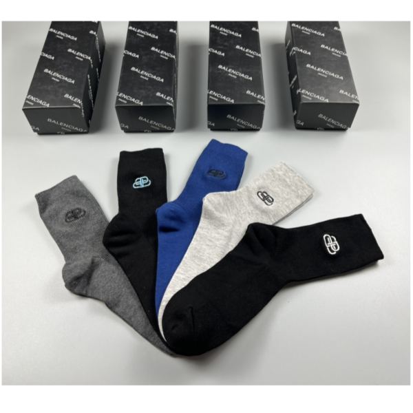 designer,replica,clothing,fake,1:1,lv,luxury,high quality Balenciaga2023 new autumn and winter socks (5 pairs one box)