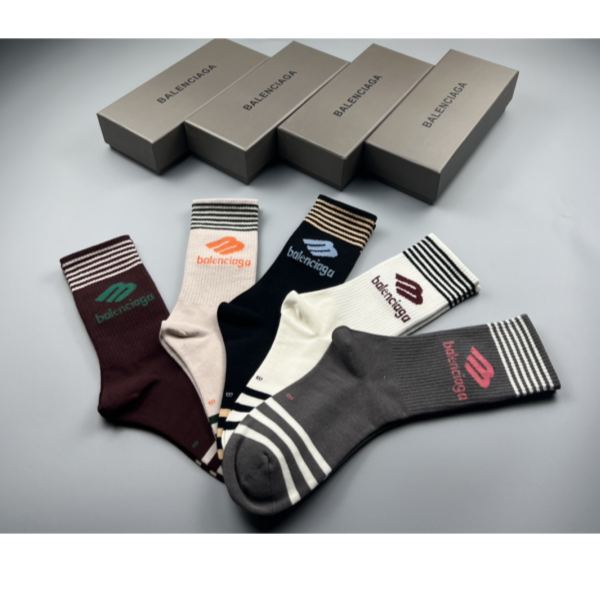 designer,replica,clothing,fake,1:1,lv,luxury,high quality Balenciaga2023 new autumn and winter socks (5 pairs one box)