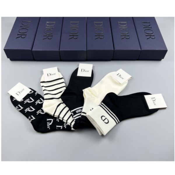 designer,replica,clothing,fake,1:1,lv,luxury,high quality Dior2023 new autumn and winter socks (5 pairs one box)