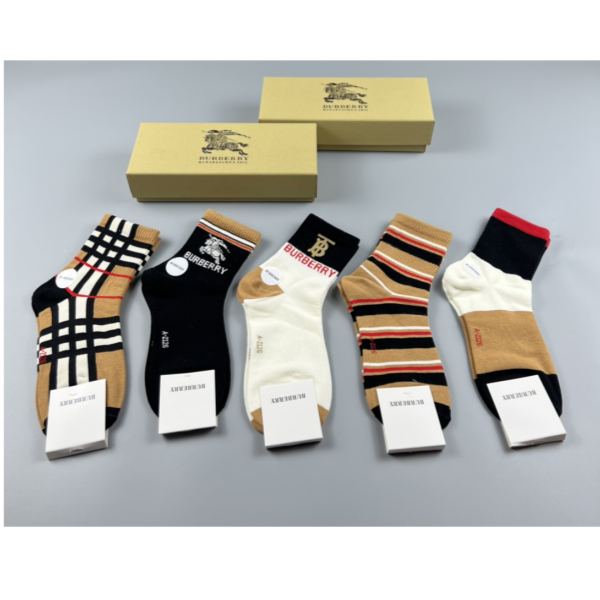 designer,replica,clothing,fake,1:1,lv,luxury,high quality Burberry2023 new autumn and winter socks (3 pairs one box)