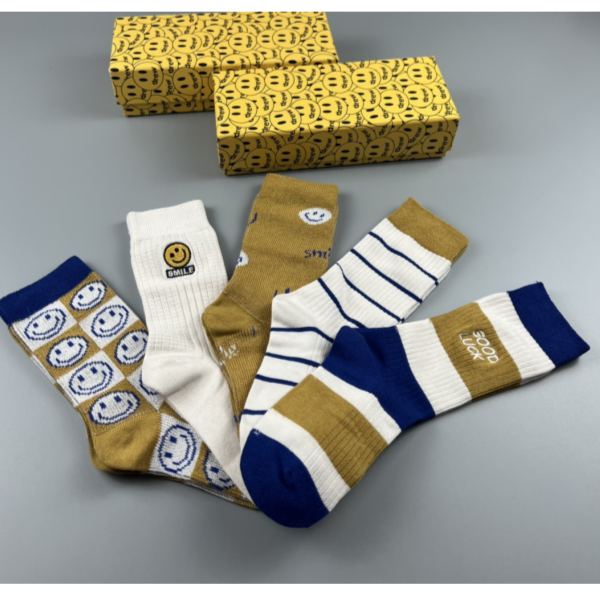 designer,replica,clothing,fake,1:1,lv,luxury,high quality Smiley2023 new autumn and winter socks (5 pairs one box)