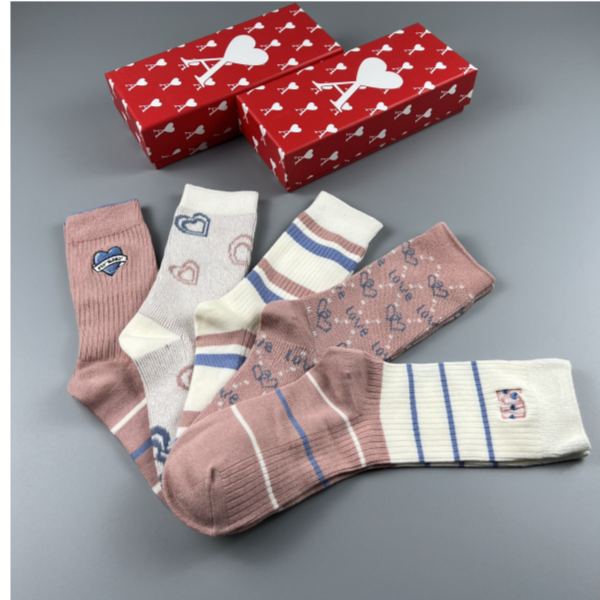 designer,replica,clothing,fake,1:1,lv,luxury,high quality AMI2023 new autumn and winter socks (5 pairs one box)