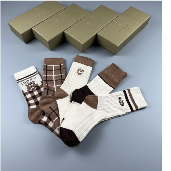 designer,replica,clothing,fake,1:1,lv,luxury,high quality Burberry2023 new autumn and winter socks (5 pairs one box)