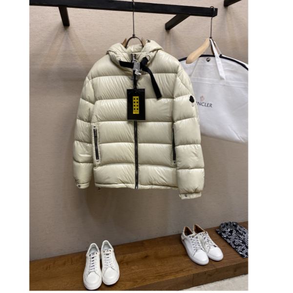 designer,replica,clothing,fake,1:1,lv,luxury,high quality 23/Mencler men’s long-sleeved down jacket