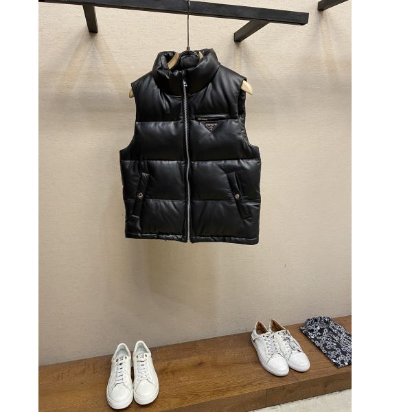 designer,replica,clothing,fake,1:1,lv,luxury,high quality 23/Prada men’s sleeveless down vest