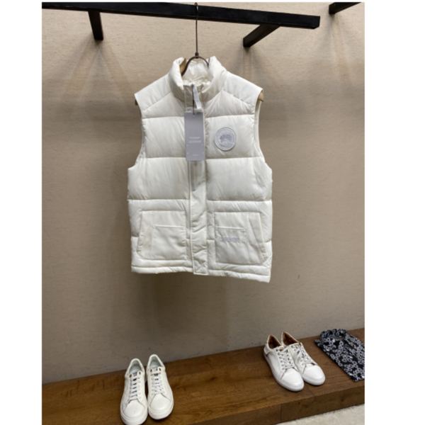 designer,replica,clothing,fake,1:1,lv,luxury,high quality 23/Canada Goose Men’s Sleeveless Down Vest