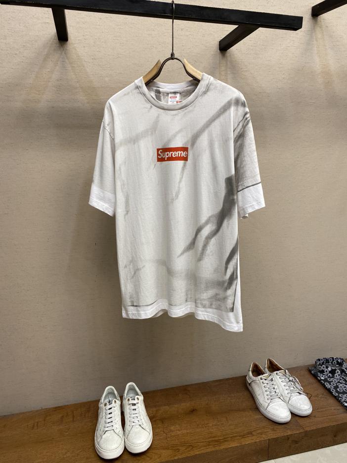 designer,replica,clothing,fake,1:1,lv,luxury,high quality MM6 X SUP joint model overlapping fake two-piece printed short sleeves designer,replica,clothing,fake,1:1,lv,luxury,high quality MM6 X SUP joint model overlapping fake two-piece printed short sleeves