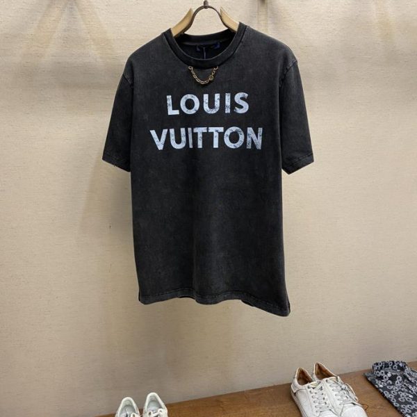 designer,replica,clothing,fake,1:1,lv,luxury,high quality LV2024FW abstract letters direct-print printing chain half-sleeve T-shirt