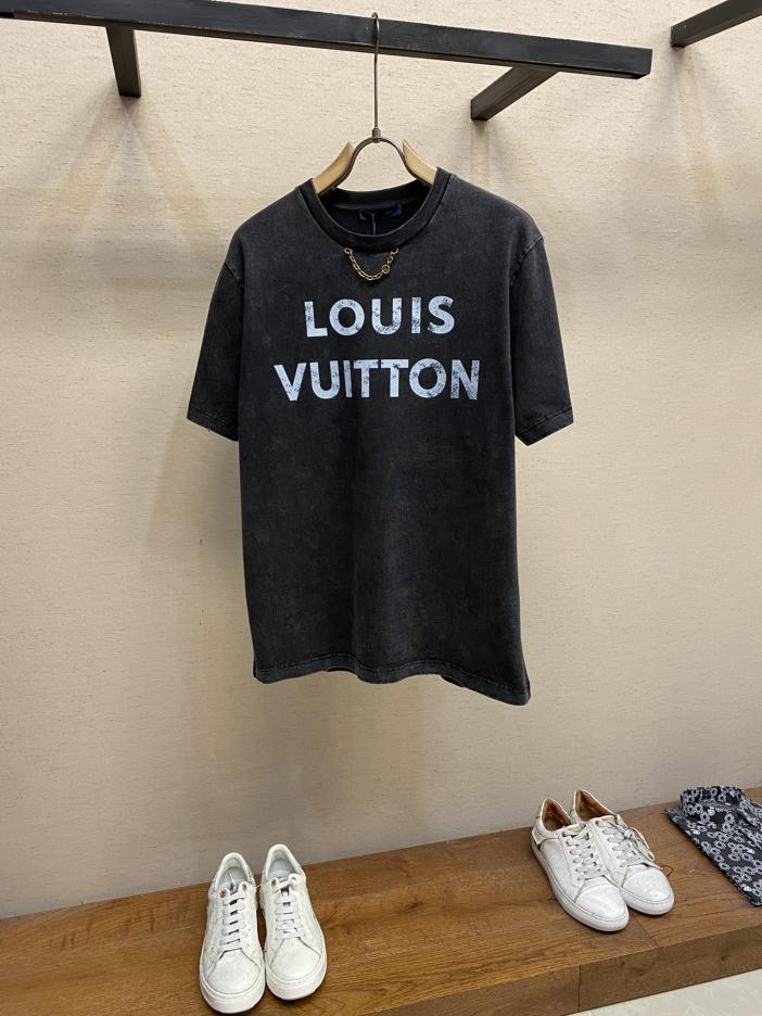 designer,replica,clothing,fake,1:1,lv,luxury,high quality LV2024FW abstract letters direct-print printing chain half-sleeve T-shirt designer,replica,clothing,fake,1:1,lv,luxury,high quality LV2024FW abstract letters direct-print printing chain half-sleeve T-shirt