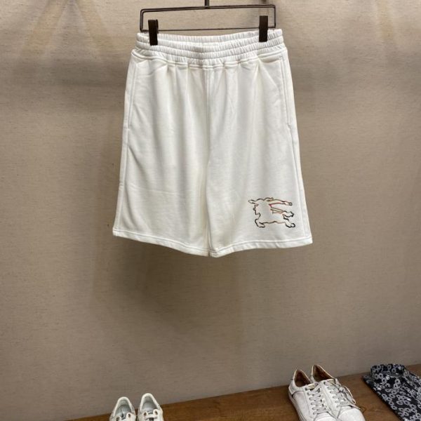 designer,replica,clothing,fake,1:1,lv,luxury,high quality Burberry men’s casual shorts, the latest upper body style is invincible!