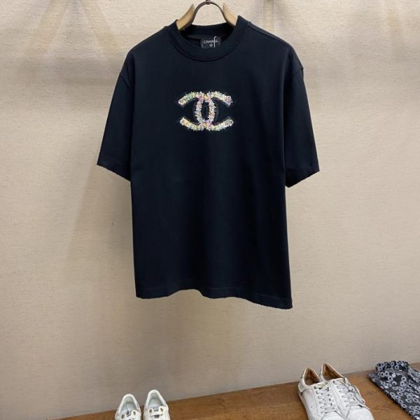 designer,replica,clothing,fake,1:1,lv,luxury,high quality CHANELOS loose version men’s and women’s small fragrance double C mid-century style hand-painted graffiti short-sleeved T-shirt