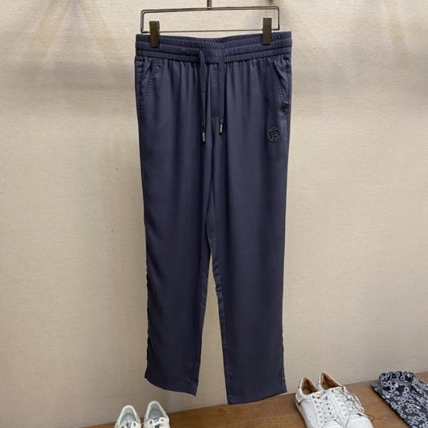 designer,replica,clothing,fake,1:1,lv,luxury,high quality Burberry men’s casual pants, the latest upper body style is invincible!