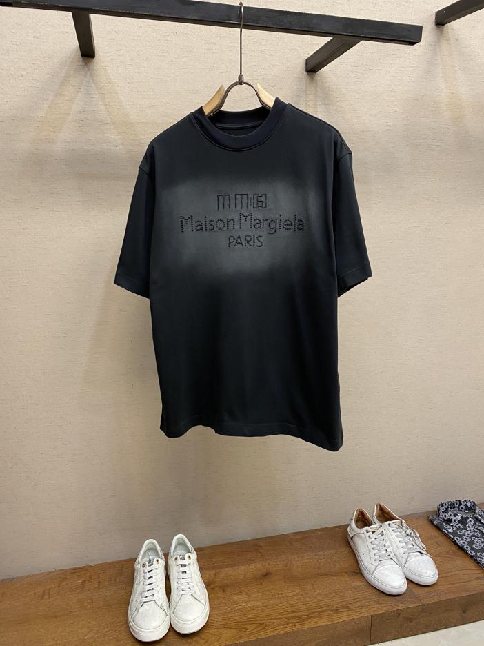 designer,replica,clothing,fake,1:1,lv,luxury,high quality Maison Margiela MM6 super-heavy embroidery patch embroidery heavy wash water color heavy cotton half-sleeved T-shirt! designer,replica,clothing,fake,1:1,lv,luxury,high quality Maison Margiela MM6 super-heavy embroidery patch embroidery heavy wash water color heavy cotton half-sleeved T-shirt!