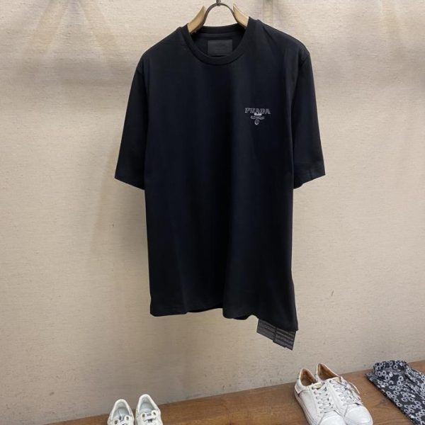 designer,replica,clothing,fake,1:1,lv,luxury,high quality Prada three-dimensional hot stamped logo round neck short-sleeved T-shirt