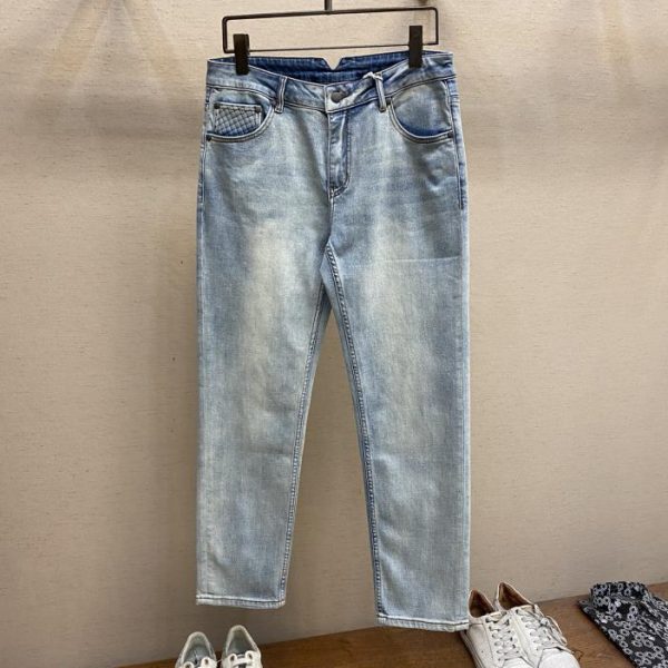 designer,replica,clothing,fake,1:1,lv,luxury,high quality Bottrga Veneta 2023ss is easy to wear and does not matter your figure. There are not many restrictions on matching.