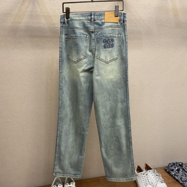 designer,replica,clothing,fake,1:1,lv,luxury,high quality Miu Miu 2023ss is easy to wear and does not matter your figure. There are not many restrictions on matching.