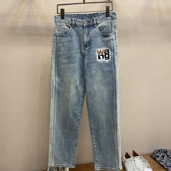 designer,replica,clothing,fake,1:1,lv,luxury,high quality Wang2023ss is easy to wear and does not have to be picky about your figure. There are not many restrictions on matching.