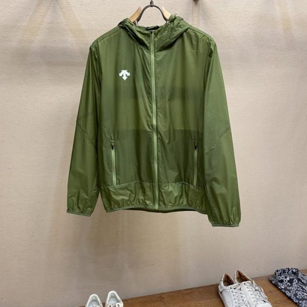 designer,replica,clothing,fake,1:1,lv,luxury,high quality Descents sports lightweight sun protection clothing is in rare supply!