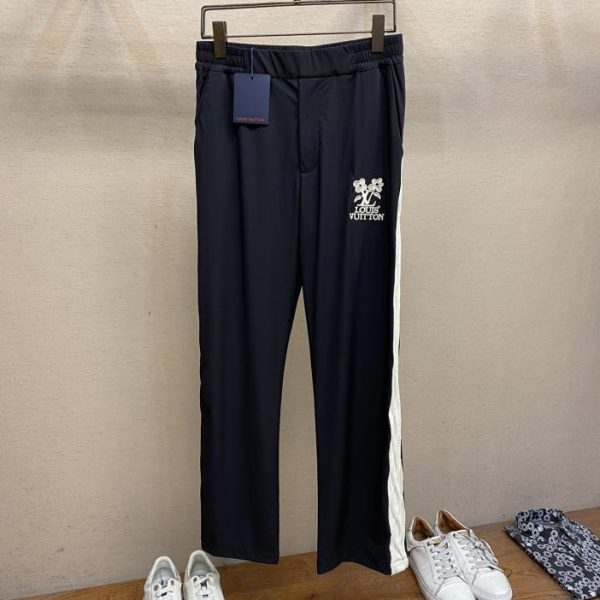designer,replica,clothing,fake,1:1,lv,luxury,high quality LV Louis V24 spring and summer pants that you don’t want to take off when you put them on! !