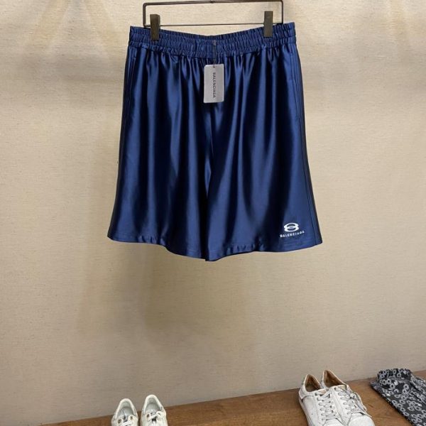 designer,replica,clothing,fake,1:1,lv,luxury,high quality Balenciaga men’s casual shorts, the latest upper body style is unbeatable!