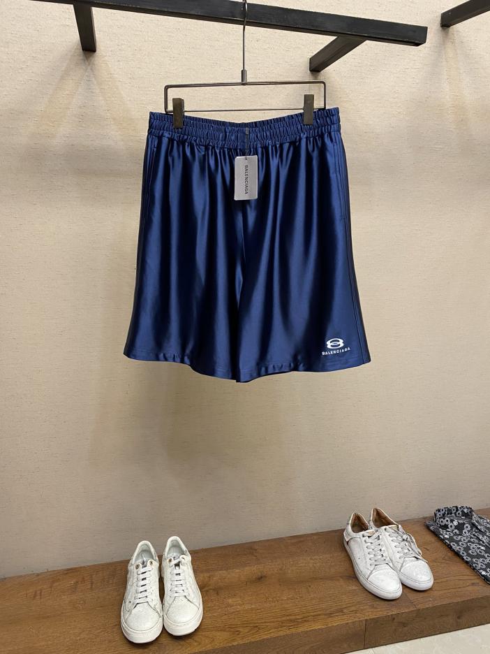 designer,replica,clothing,fake,1:1,lv,luxury,high quality Balenciaga men’s casual shorts, the latest upper body style is unbeatable! designer,replica,clothing,fake,1:1,lv,luxury,high quality Balenciaga men’s casual shorts, the latest upper body style is unbeatable!