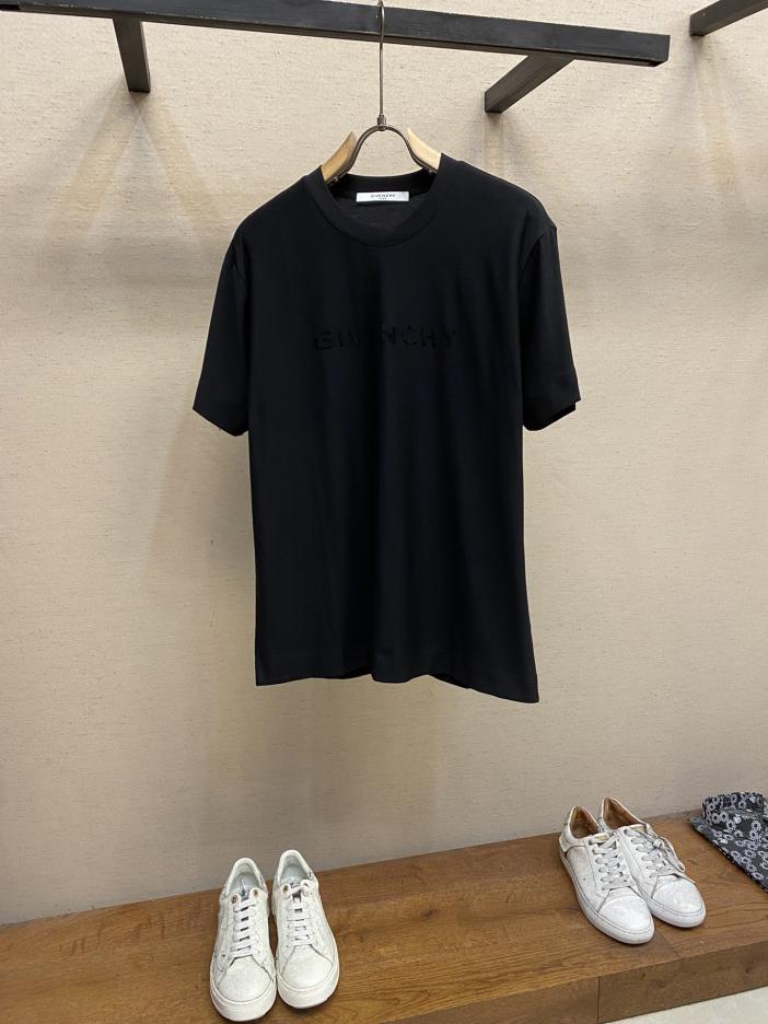 designer,replica,clothing,fake,1:1,lv,luxury,high quality Givenchy2023ss designed by creative director Matthew M. WILLIAMS designer,replica,clothing,fake,1:1,lv,luxury,high quality Givenchy2023ss designed by creative director Matthew M. WILLIAMS
