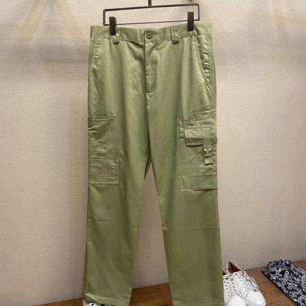 designer,replica,clothing,fake,1:1,lv,luxury,high quality LV work casual pants, the latest upper body style is invincible!