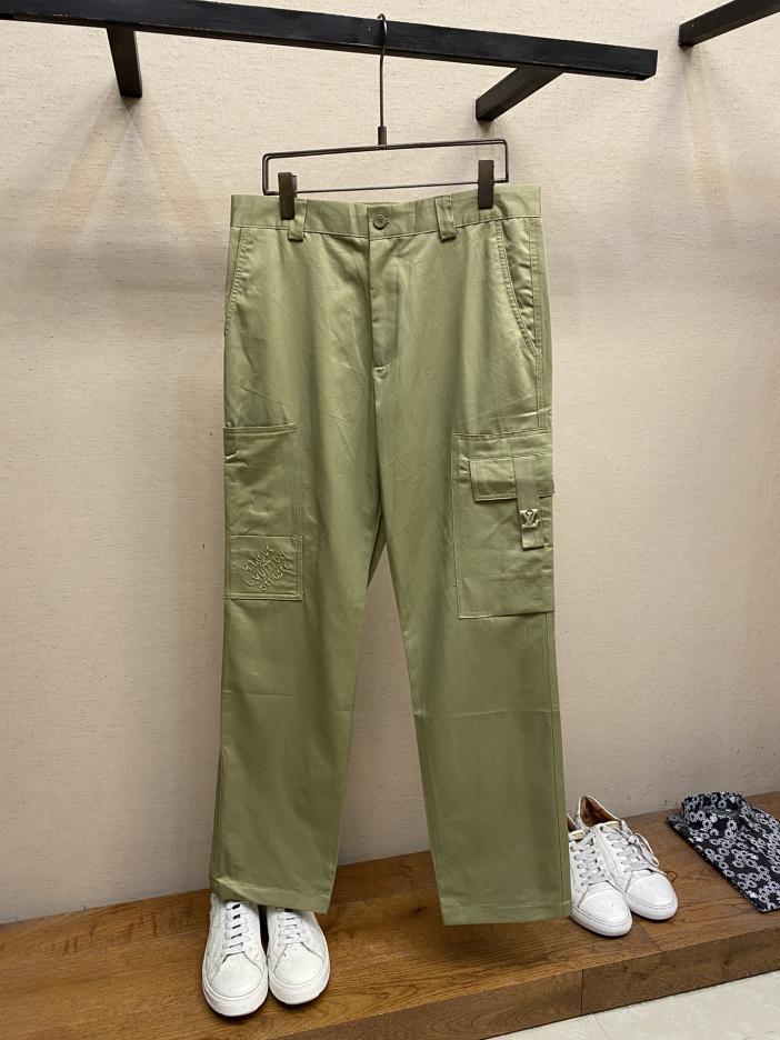 designer,replica,clothing,fake,1:1,lv,luxury,high quality LV work casual pants, the latest upper body style is invincible! designer,replica,clothing,fake,1:1,lv,luxury,high quality LV work casual pants, the latest upper body style is invincible!