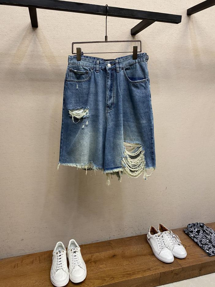 designer,replica,clothing,fake,1:1,lv,luxury,high quality Balenciaga 2023ss is easy to wear and does not matter your figure. There are not many restrictions on matching. designer,replica,clothing,fake,1:1,lv,luxury,high quality Balenciaga 2023ss is easy to wear and does not matter your figure. There are not many restrictions on matching.