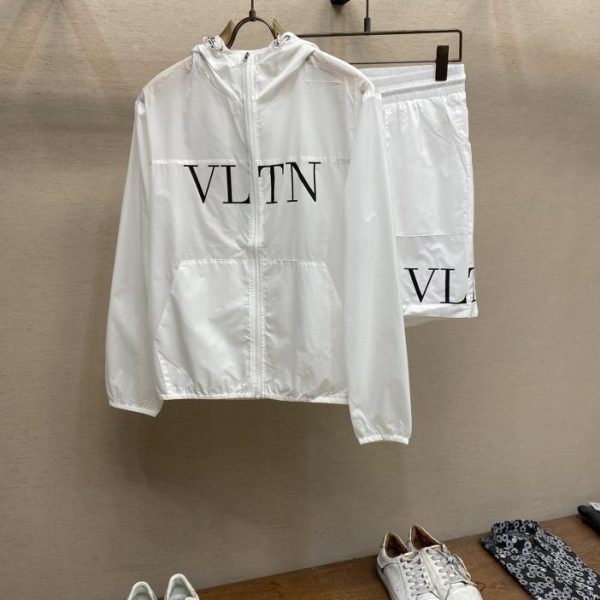 designer,replica,clothing,fake,1:1,lv,luxury,high quality VLT new spring and summer hooded long-sleeved sun protection clothing and shorts suit
