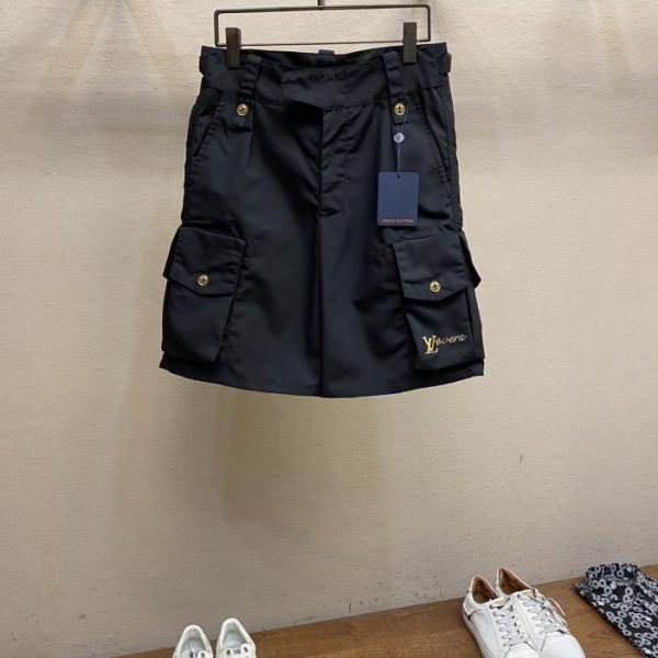 designer,replica,clothing,fake,1:1,lv,luxury,high quality LV men’s casual shorts, the latest upper body style is invincible!