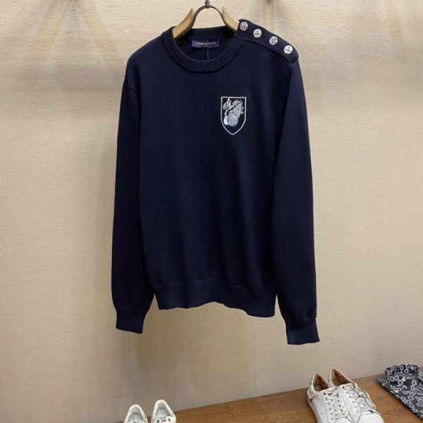 designer,replica,clothing,fake,1:1,lv,luxury,high quality LV2024 fw new chest embroidered badge shoulder hardware buttons