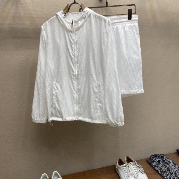 designer,replica,clothing,fake,1:1,lv,luxury,high quality Dior (sold as a set without dismantling) new spring and summer hooded long-sleeved sun protection clothing shorts set