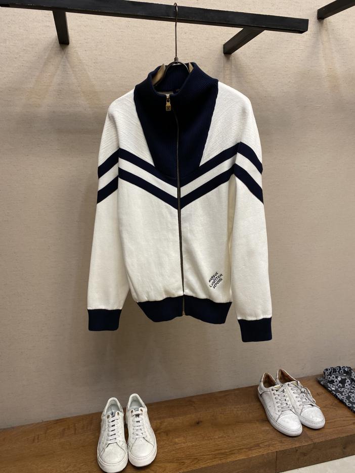 designer,replica,clothing,fake,1:1,lv,luxury,high quality Louis 2024FW zipper sweater designer,replica,clothing,fake,1:1,lv,luxury,high quality Louis 2024FW zipper sweater