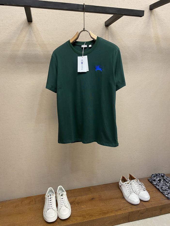 designer,replica,clothing,fake,1:1,lv,luxury,high quality Burberry Spring/Summer 2024 Classic Daniel Lee’s first season work round neck short-sleeved T-shirt designer,replica,clothing,fake,1:1,lv,luxury,high quality Burberry Spring/Summer 2024 Classic Daniel Lee’s first season work round neck short-sleeved T-shirt