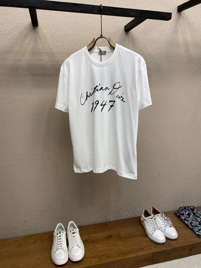 designer,replica,clothing,fake,1:1,lv,luxury,high quality Dior1947 letter T-shirt fabric is made of pure combed cotton designer,replica,clothing,fake,1:1,lv,luxury,high quality Dior1947 letter T-shirt fabric is made of pure combed cotton