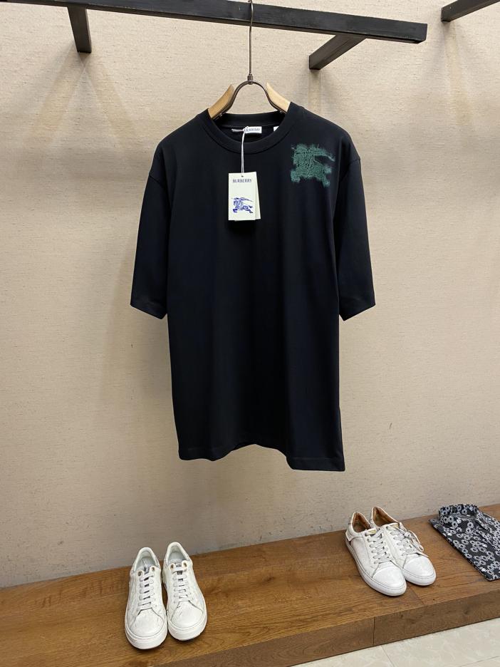 designer,replica,clothing,fake,1:1,lv,luxury,high quality Burberry Graffiti War Horse Round Neck Short Sleeve designer,replica,clothing,fake,1:1,lv,luxury,high quality Burberry Graffiti War Horse Round Neck Short Sleeve