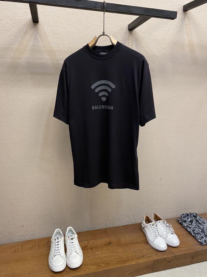 designer,replica,clothing,fake,1:1,lv,luxury,high quality BalenciagaBA 520 wireless printed round neck short sleeves designer,replica,clothing,fake,1:1,lv,luxury,high quality BalenciagaBA 520 wireless printed round neck short sleeves