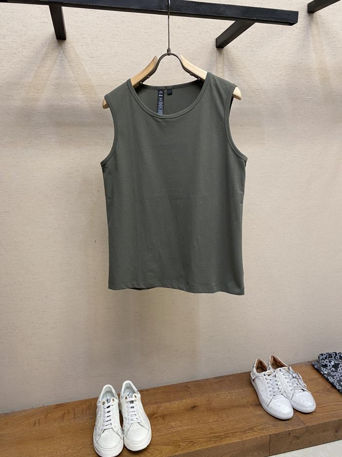 designer,replica,clothing,fake,1:1,lv,luxury,high quality lulu’s new pure cotton static vest, unique tailoring, simple and versatile, loose fit, same style for men and women designer,replica,clothing,fake,1:1,lv,luxury,high quality lulu’s new pure cotton static vest, unique tailoring, simple and versatile, loose fit, same style for men and women
