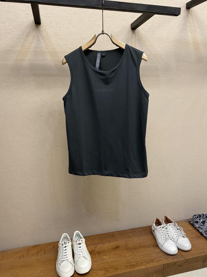 designer,replica,clothing,fake,1:1,lv,luxury,high quality lulu’s new pure cotton static vest, unique tailoring, simple and versatile, loose fit, same style for men and women designer,replica,clothing,fake,1:1,lv,luxury,high quality lulu’s new pure cotton static vest, unique tailoring, simple and versatile, loose fit, same style for men and women