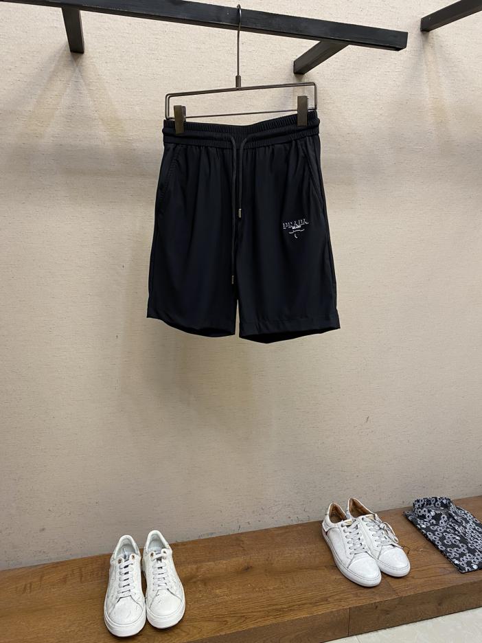 designer,replica,clothing,fake,1:1,lv,luxury,high quality Prada men’s casual shorts, the latest upper body style, are invincible! designer,replica,clothing,fake,1:1,lv,luxury,high quality Prada men’s casual shorts, the latest upper body style, are invincible!