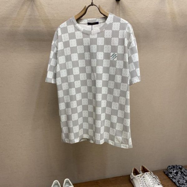 designer,replica,clothing,fake,1:1,lv,luxury,high quality LVLouis V Summer 24’s latest popular full-print tee is here to grab money again!