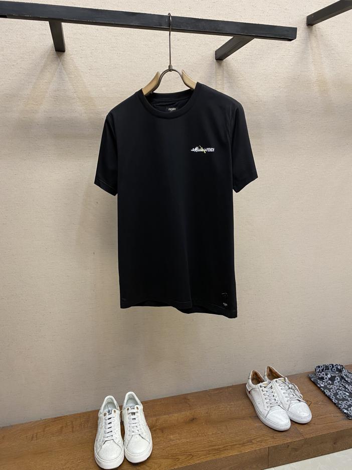 designer,replica,clothing,fake,1:1,lv,luxury,high quality Fendi new short-sleeved T-shirt designer,replica,clothing,fake,1:1,lv,luxury,high quality Fendi new short-sleeved T-shirt