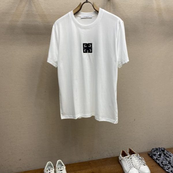 designer,replica,clothing,fake,1:1,lv,luxury,high quality Givenchy’s new short-sleeved daily outing with eyes closed, paired with a custom-made pure cotton elastic cotton short-sleeved T-shirt