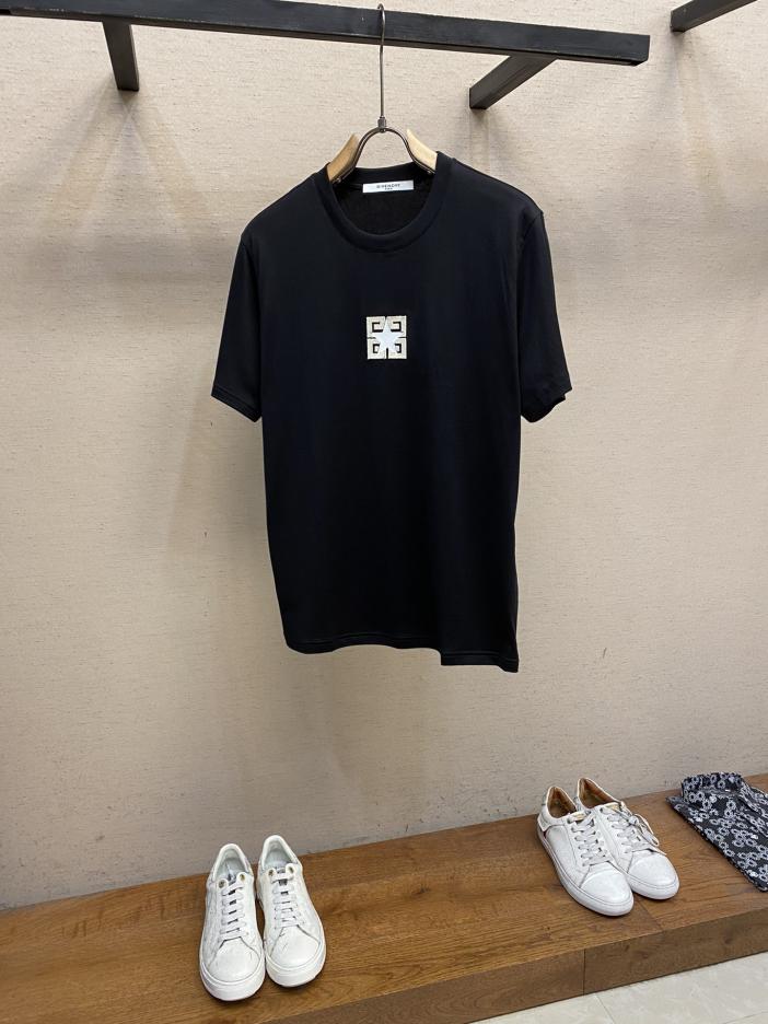 designer,replica,clothing,fake,1:1,lv,luxury,high quality Givenchy’s new short-sleeved daily outing with eyes closed, paired with a custom-made pure cotton elastic cotton short-sleeved T-shirt designer,replica,clothing,fake,1:1,lv,luxury,high quality Givenchy’s new short-sleeved daily outing with eyes closed, paired with a custom-made pure cotton elastic cotton short-sleeved T-shirt
