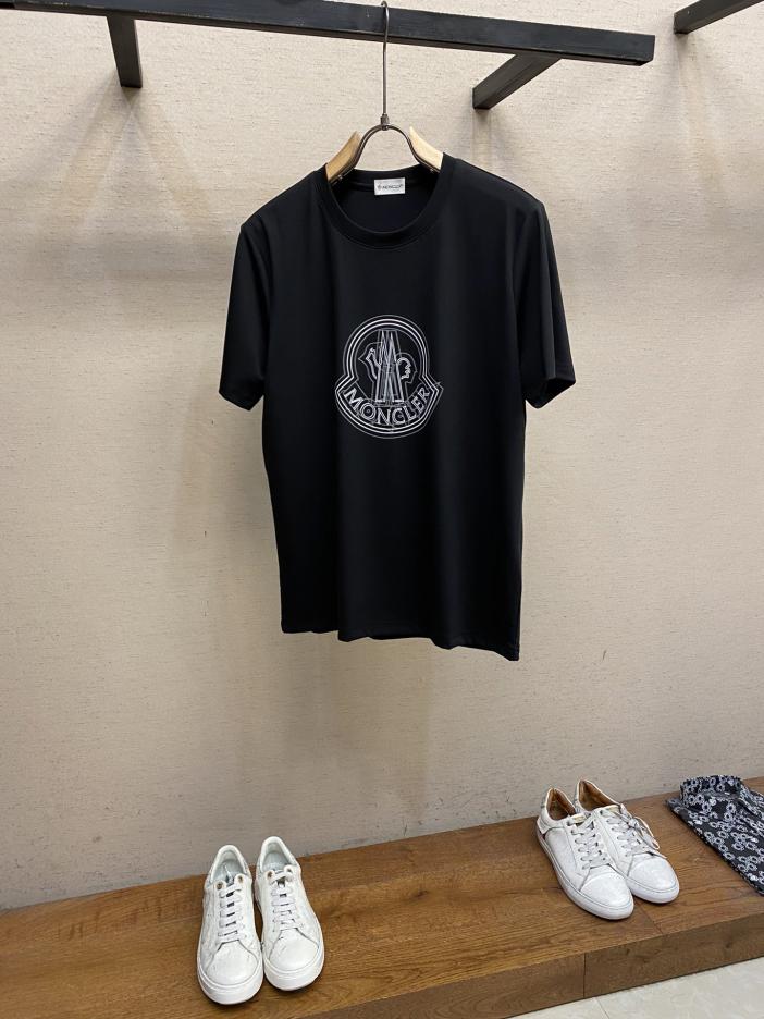 designer,replica,clothing,fake,1:1,lv,luxury,high quality Moncler’s new short-sleeved daily outing with eyes closed and customized mercerized elastic cotton fabric short-sleeved T-shirt designer,replica,clothing,fake,1:1,lv,luxury,high quality Moncler’s new short-sleeved daily outing with eyes closed and customized mercerized elastic cotton fabric short-sleeved T-shirt