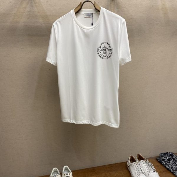designer,replica,clothing,fake,1:1,lv,luxury,high quality Moncler’s new short-sleeved daily outing with eyes closed, paired with a custom-made pure cotton elastic cotton short-sleeved T-shirt