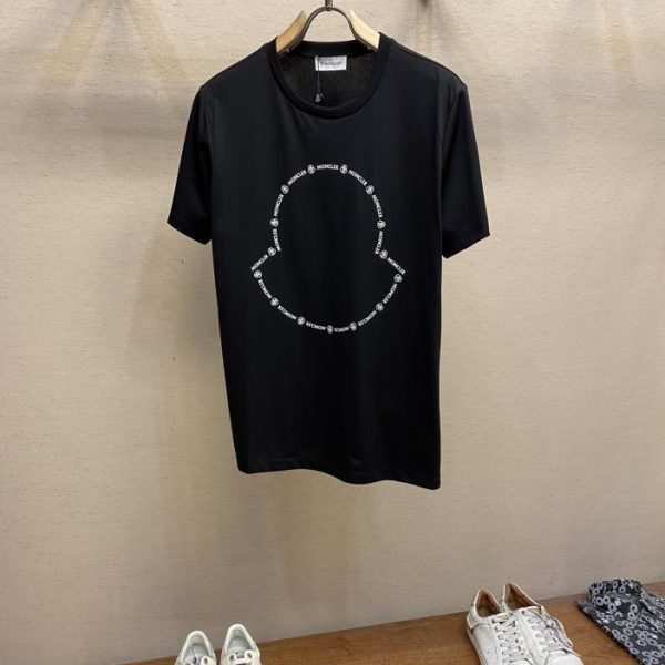 designer,replica,clothing,fake,1:1,lv,luxury,high quality Moncler’s new short-sleeved daily outing with eyes closed, paired with a custom-made pure cotton elastic cotton short-sleeved T-shirt