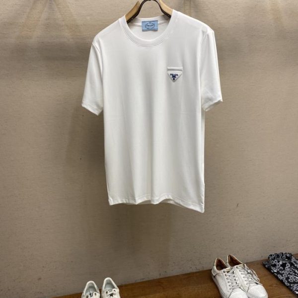 designer,replica,clothing,fake,1:1,lv,luxury,high quality Prada’s new short-sleeved daily wear with your eyes closed when you go out with a custom-made mercerized elastic cotton short-sleeved T-shirt