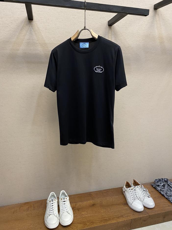 designer,replica,clothing,fake,1:1,lv,luxury,high quality Prada’s new short-sleeved daily wear with your eyes closed when you go out with a custom-made pure cotton stretch cotton short-sleeved T-shirt designer,replica,clothing,fake,1:1,lv,luxury,high quality Prada’s new short-sleeved daily wear with your eyes closed when you go out with a custom-made pure cotton stretch cotton short-sleeved T-shirt